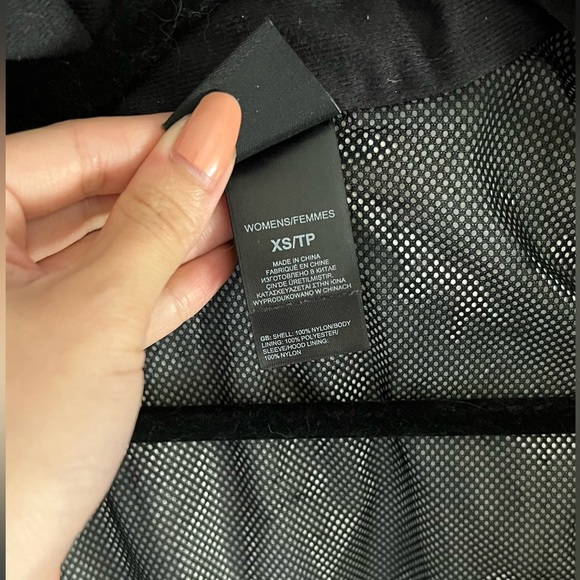 ❌ Sold ❌ The North Face HyVent Jacket - Picture 6 of 6